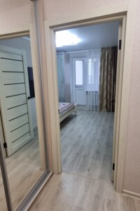 Продаж квартири, Миколаїв, р‑н. Сухий фонтан, Гліба Бабича (8-го Березня (Центр)) вулиця, буд. 12