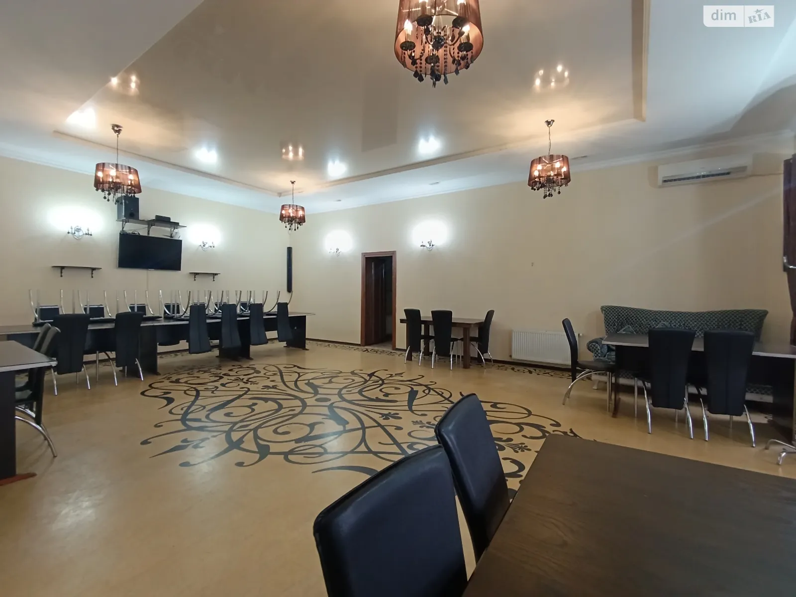 Сдается в аренду помещения свободного назначения 180 кв. м в 1-этажном здании, цена: 40000 грн - фото 1