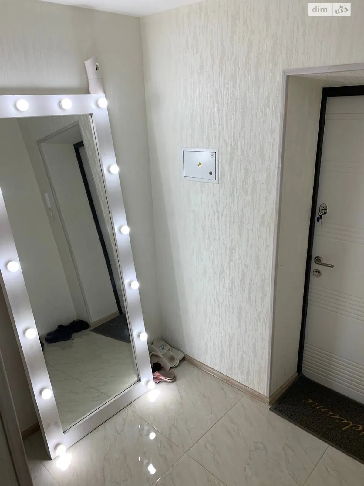 Продається 1-кімнатна квартира 37.9 кв. м у Дніпрі, цена: 35000 $ - фото 1