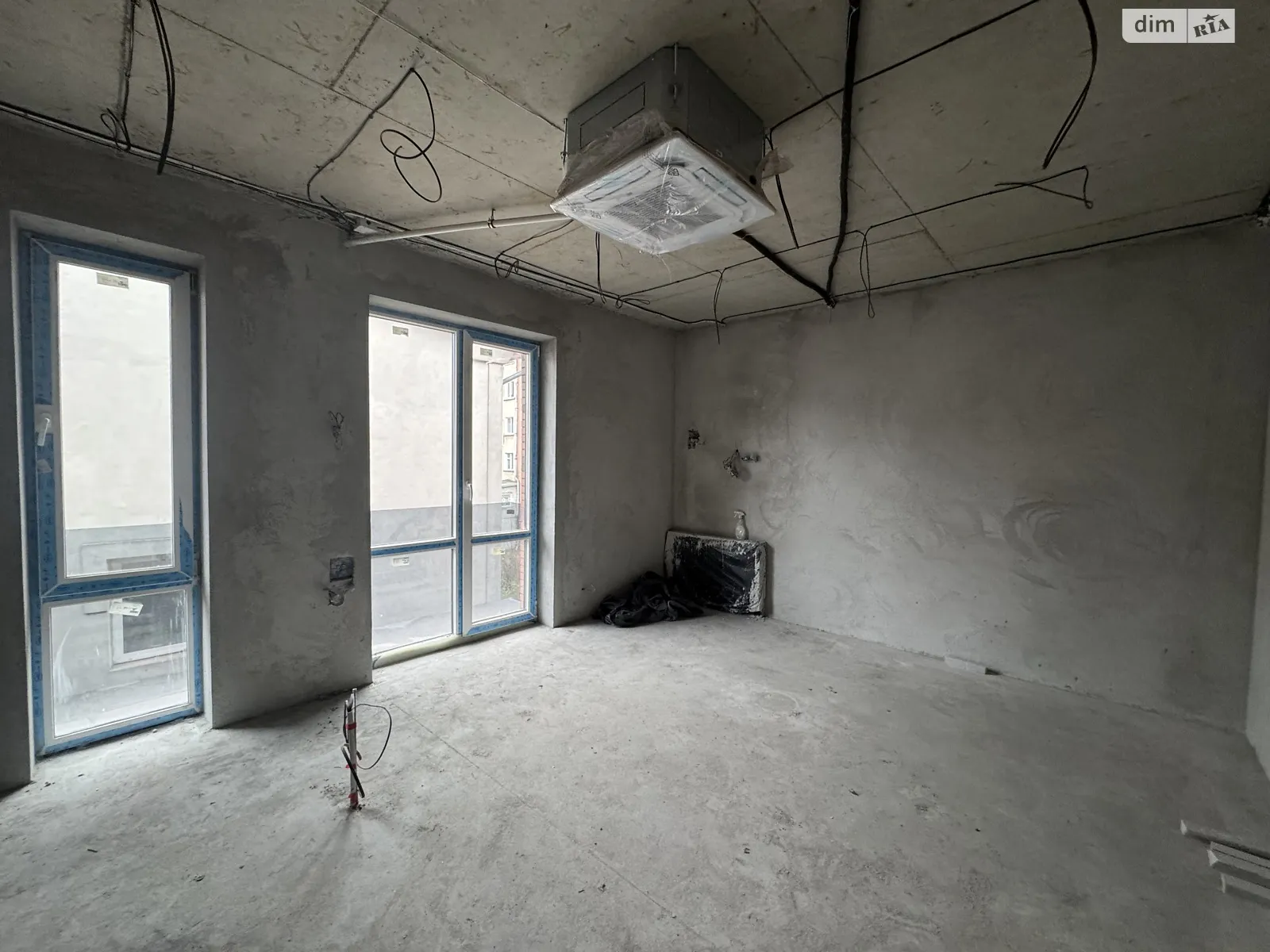 1-комнатная квартира 37 кв. м в Тернополе, просп. Бандеры Степана - фото 1