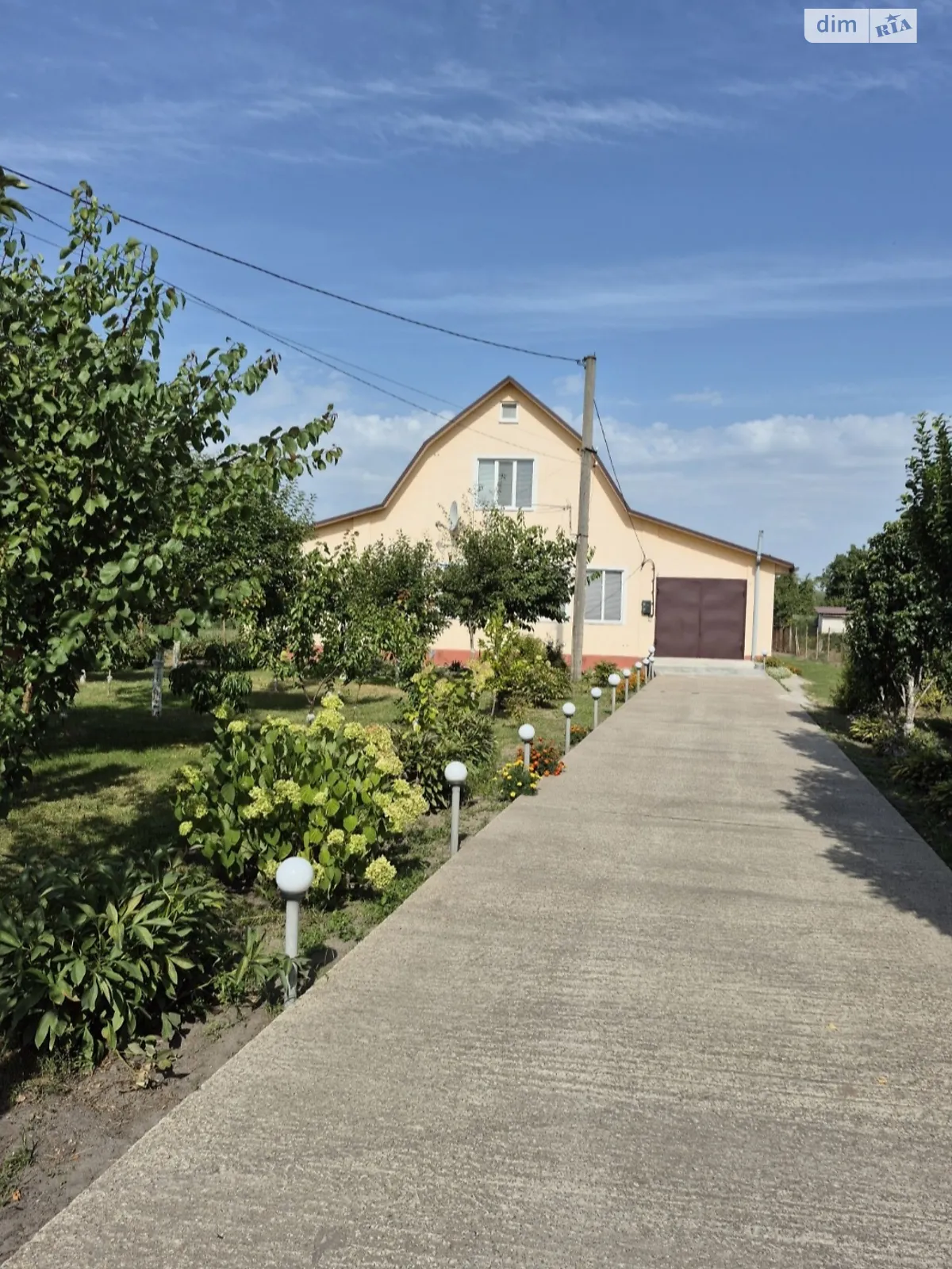 Продается дом на 2 этажа 183 кв. м с верандой, цена: 55000 $ - фото 1