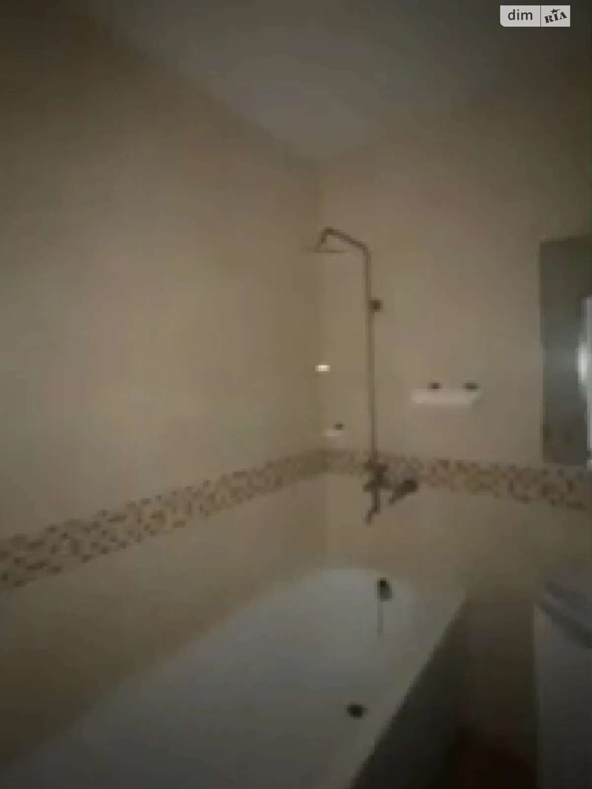 Продается 1-комнатная квартира 36 кв. м в Буче, ул. Бориса Гмыри, 9 - фото 1