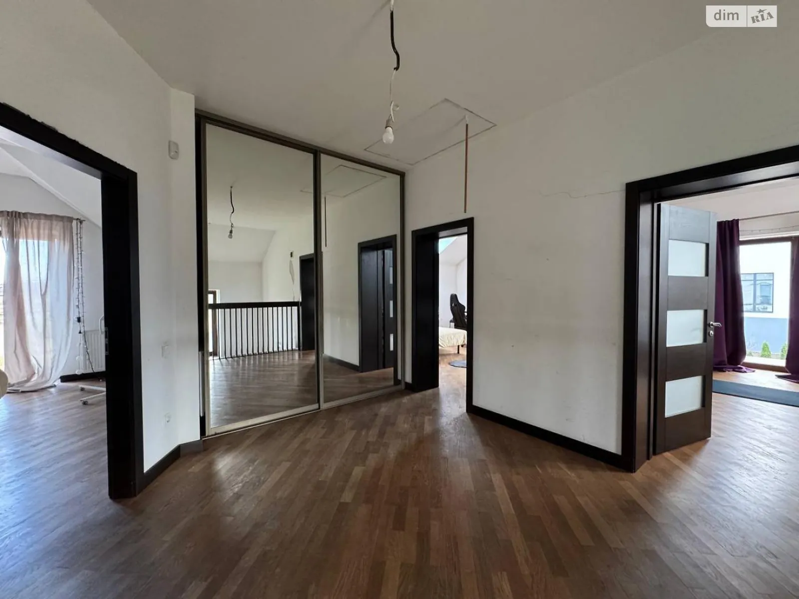 Продается дом на 2 этажа 200 кв. м с мансардой, цена: 156000 $ - фото 1