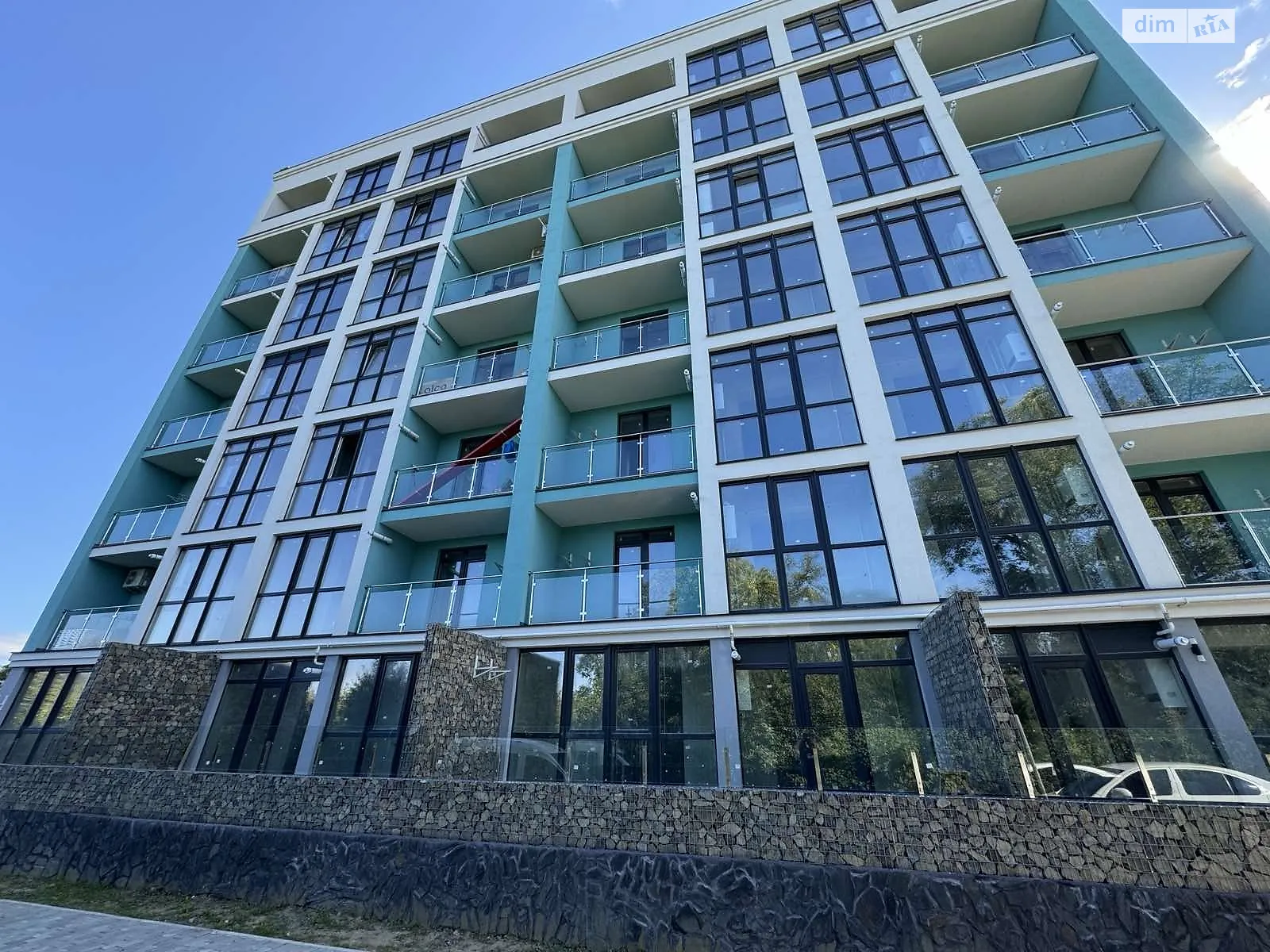 Продається 1-кімнатна квартира 49.8 кв. м у Мукачеві, вул. Ілони Зріні, 67В - фото 1