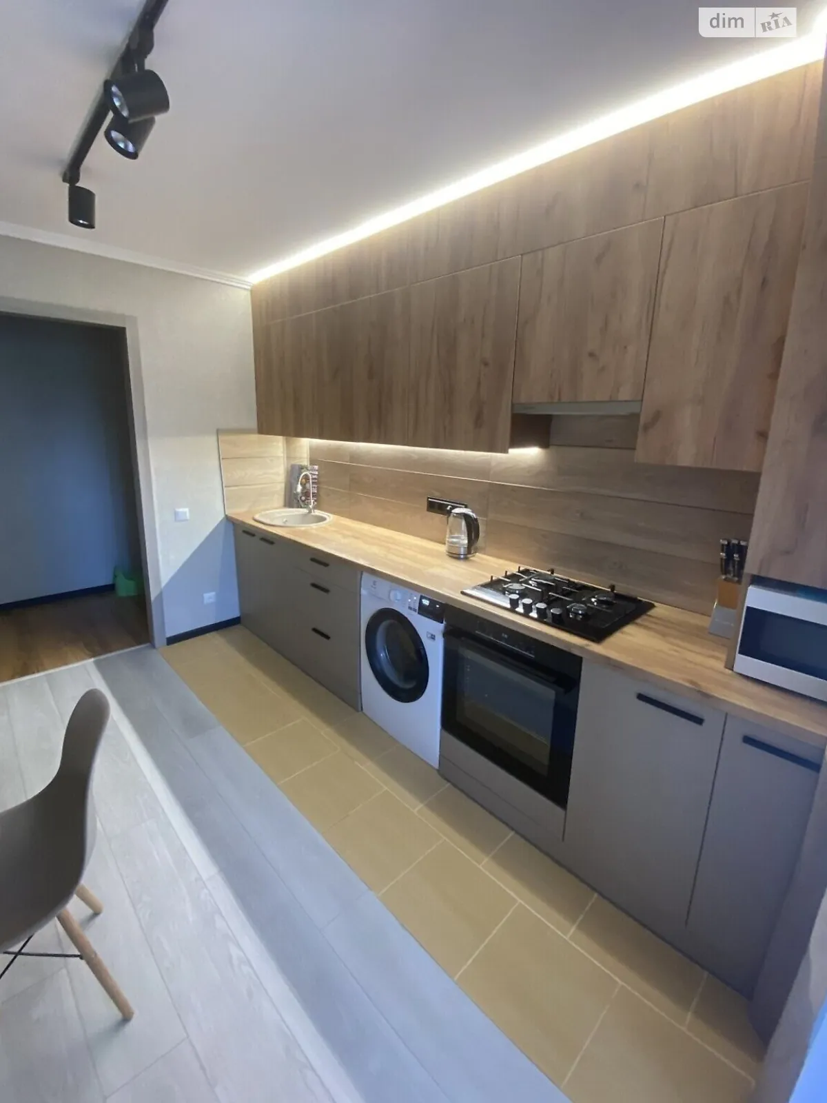 Сдается в аренду 1-комнатная квартира 55 кв. м в Виннице, ул. Зодчих, 15 - фото 1