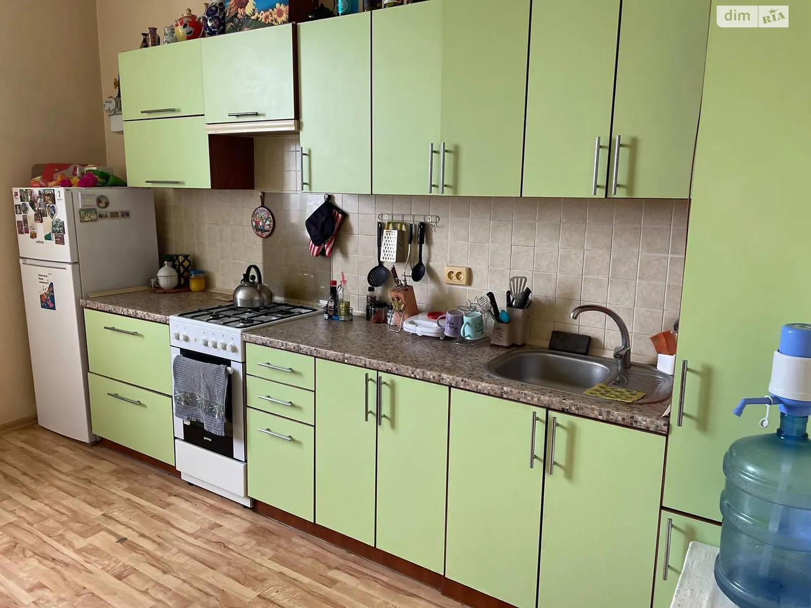 Продается 3-комнатная квартира 68 кв. м в Днепре, ул. Приднепровская, 5 - фото 1