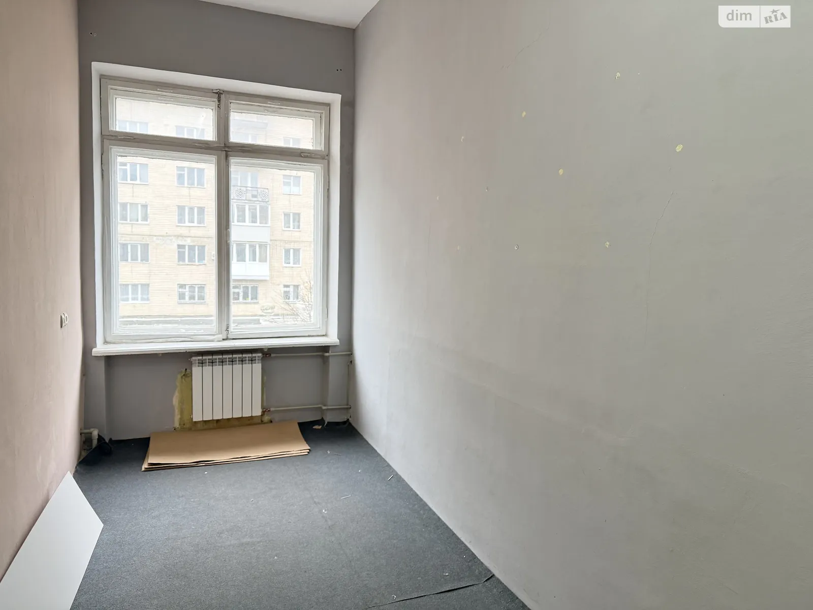 Сдается в аренду офис 13 кв. м в бизнес-центре, цена: 3250 грн - фото 1