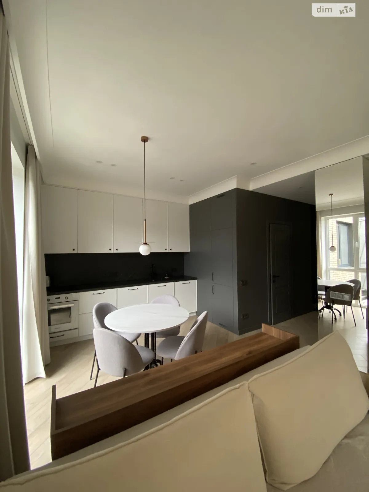 Здається в оренду 1-кімнатна квартира 44 кв. м у, цена: 480 $ - фото 1