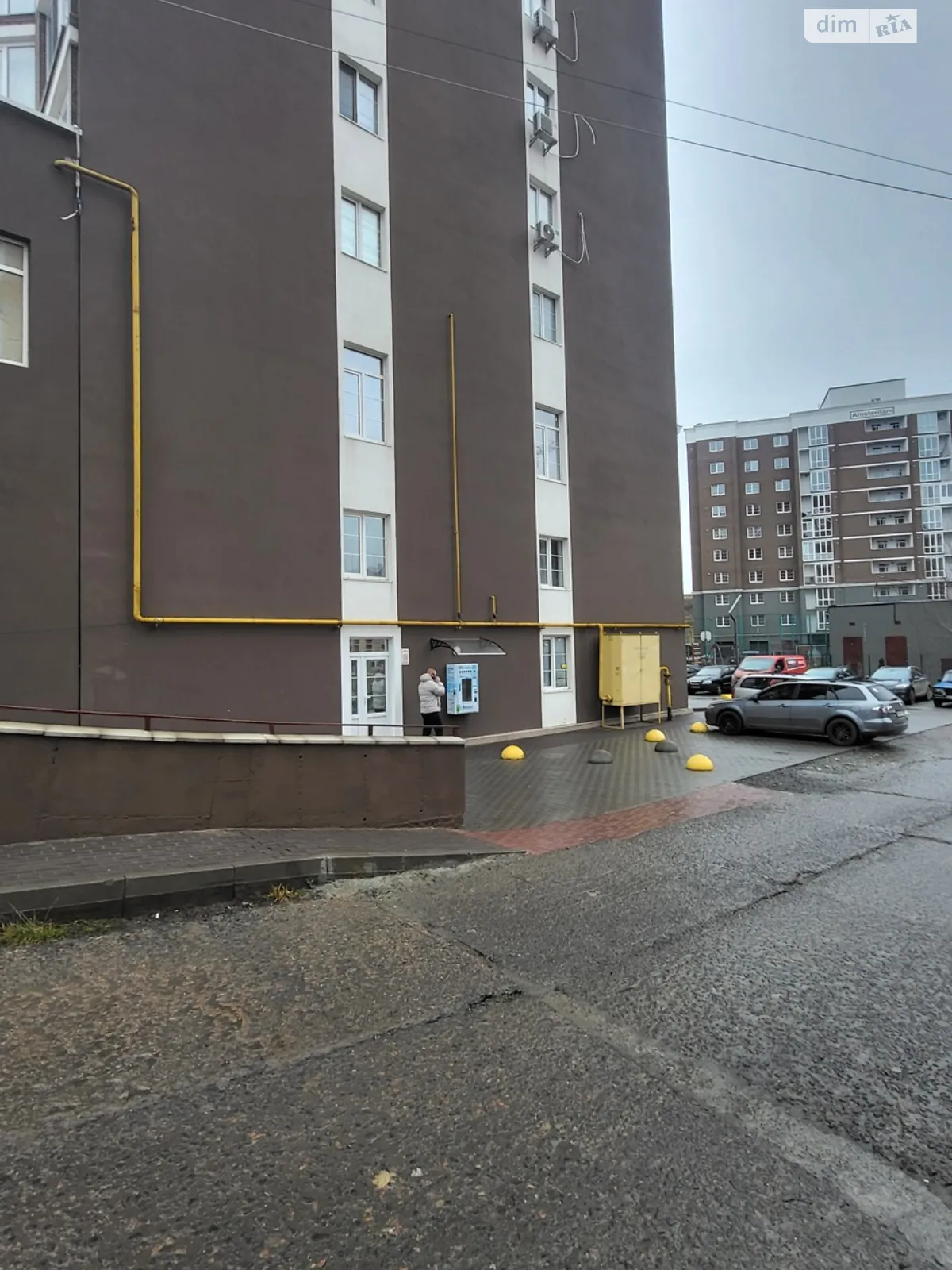 Сдается в аренду помещения свободного назначения 77.6 кв. м в 9-этажном здании, цена: 18500 грн - фото 1