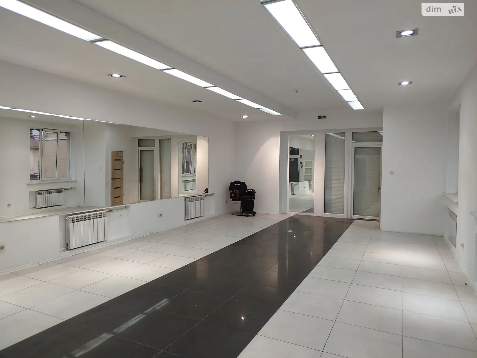 Здається в оренду приміщення вільного призначення 72 кв. м в 2-поверховій будівлі, цена: 12000 грн - фото 1