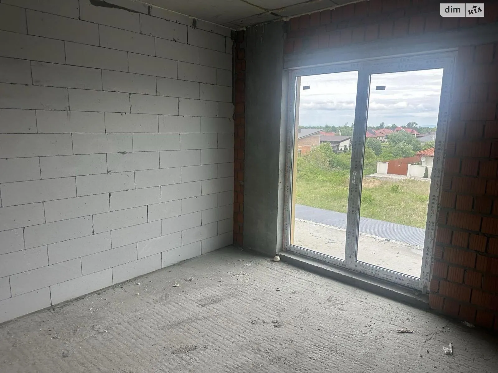 Продається 1-кімнатна квартира 38 кв. м у Ужгороді, вул. Загорська - фото 1