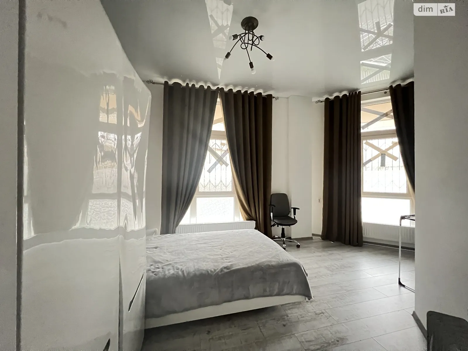 Здається в оренду 2-кімнатна квартира 55 кв. м у Одесі, пров. Аркадіївський, 9/1 - фото 1