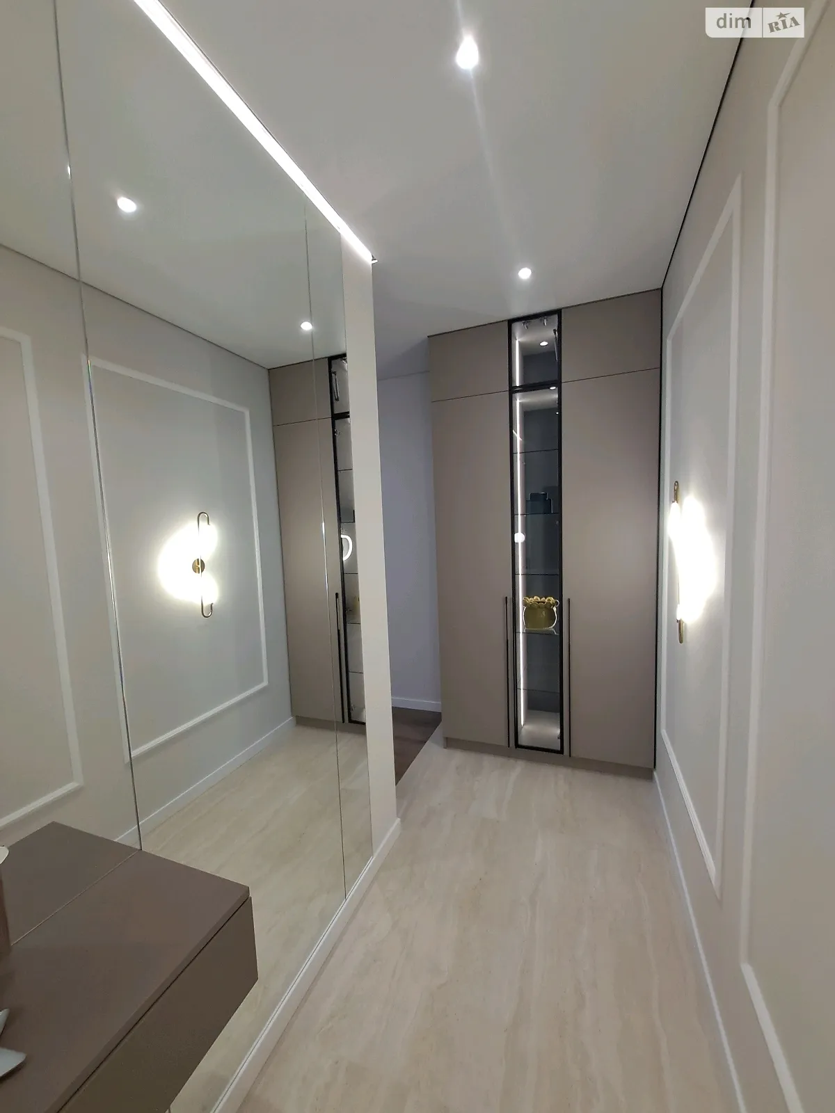 Продается 2-комнатная квартира 59 кв. м в Одессе, ул. Краснова, 3 корпус 68 - фото 1