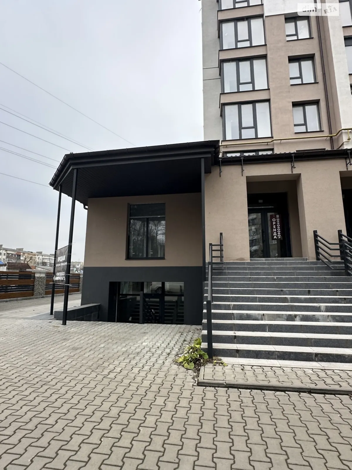 Сдается в аренду помещения свободного назначения 99.5 кв. м в 10-этажном здании, цена: 1493 $ - фото 1