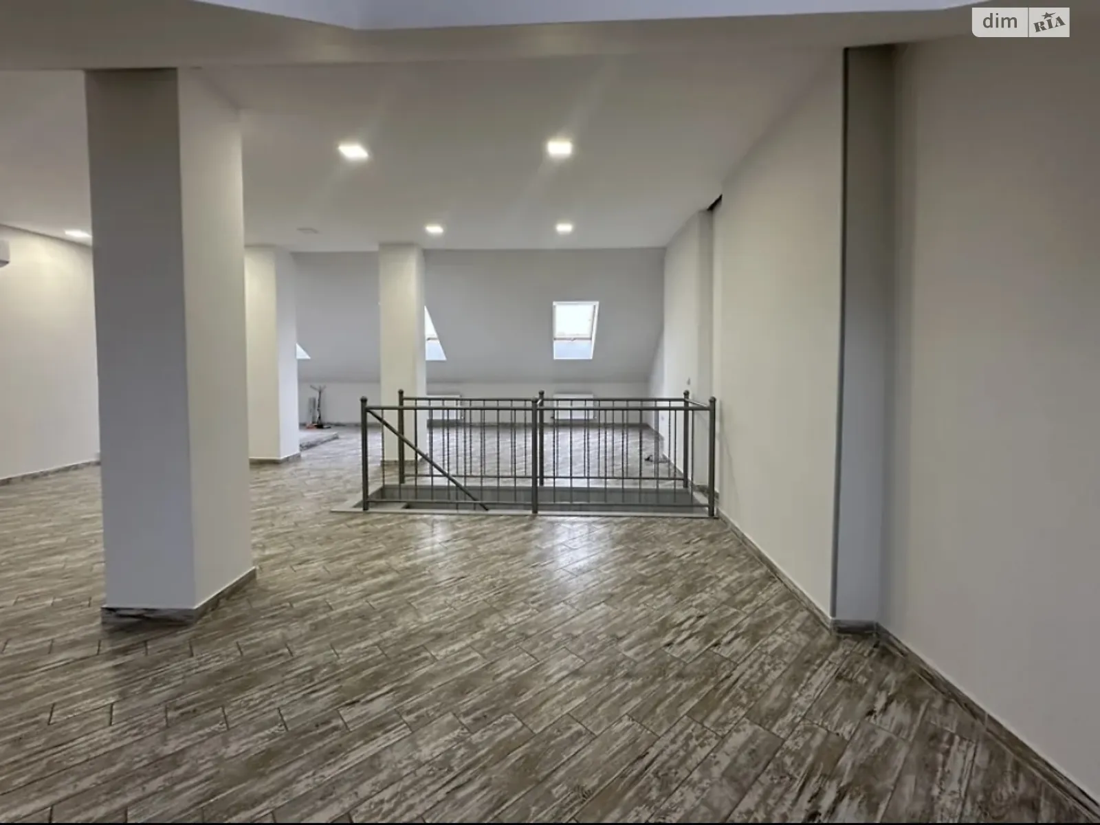 Здається в оренду офіс 70 кв. м в бізнес-центрі, цена: 12000 грн - фото 1