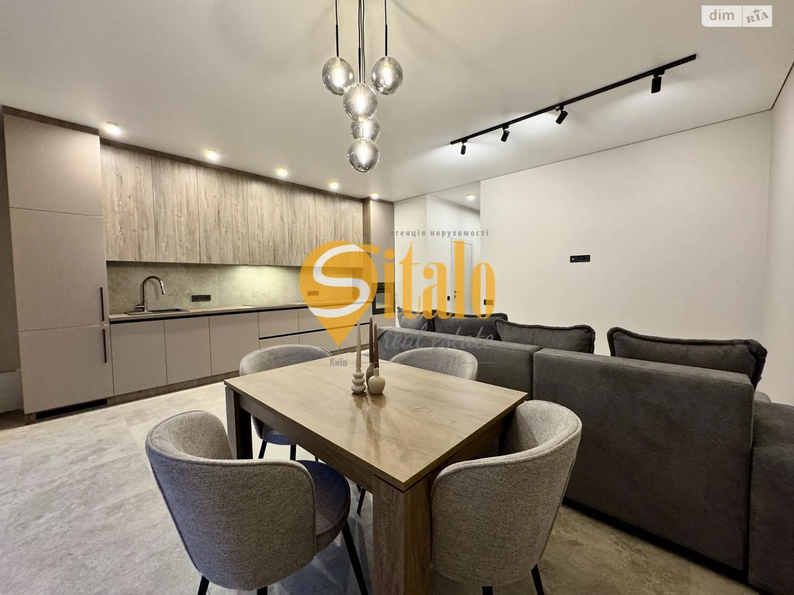 Продается дом на 2 этажа 110 кв. м с мансардой, цена: 145000 $ - фото 1