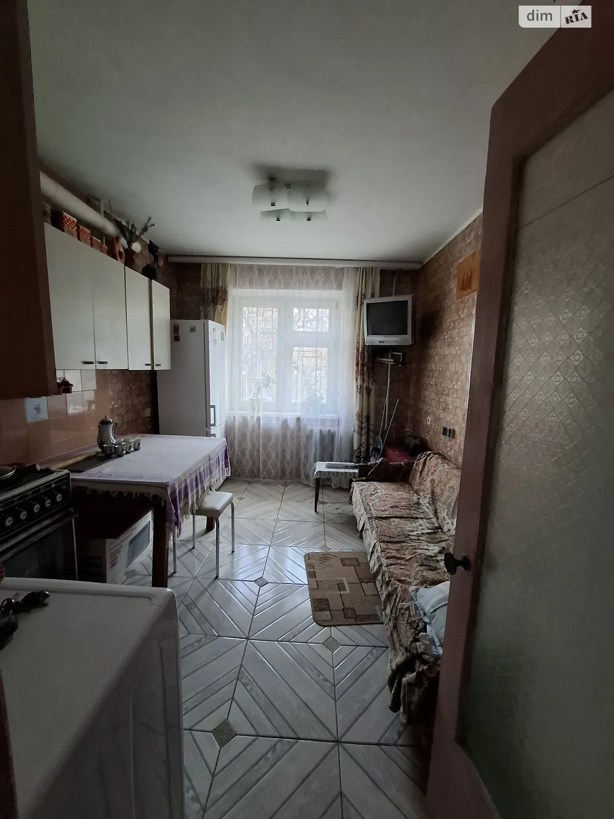 Продается 1-комнатная квартира 33 кв. м в Днепре, ул. Набережная Победы, 48 - фото 1