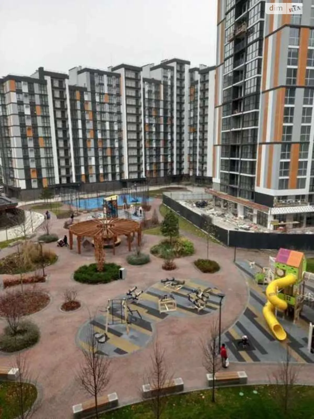 Продается 1-комнатная квартира 39.9 кв. м в Вишневом, ул. Европейская, 32/1Б - фото 1