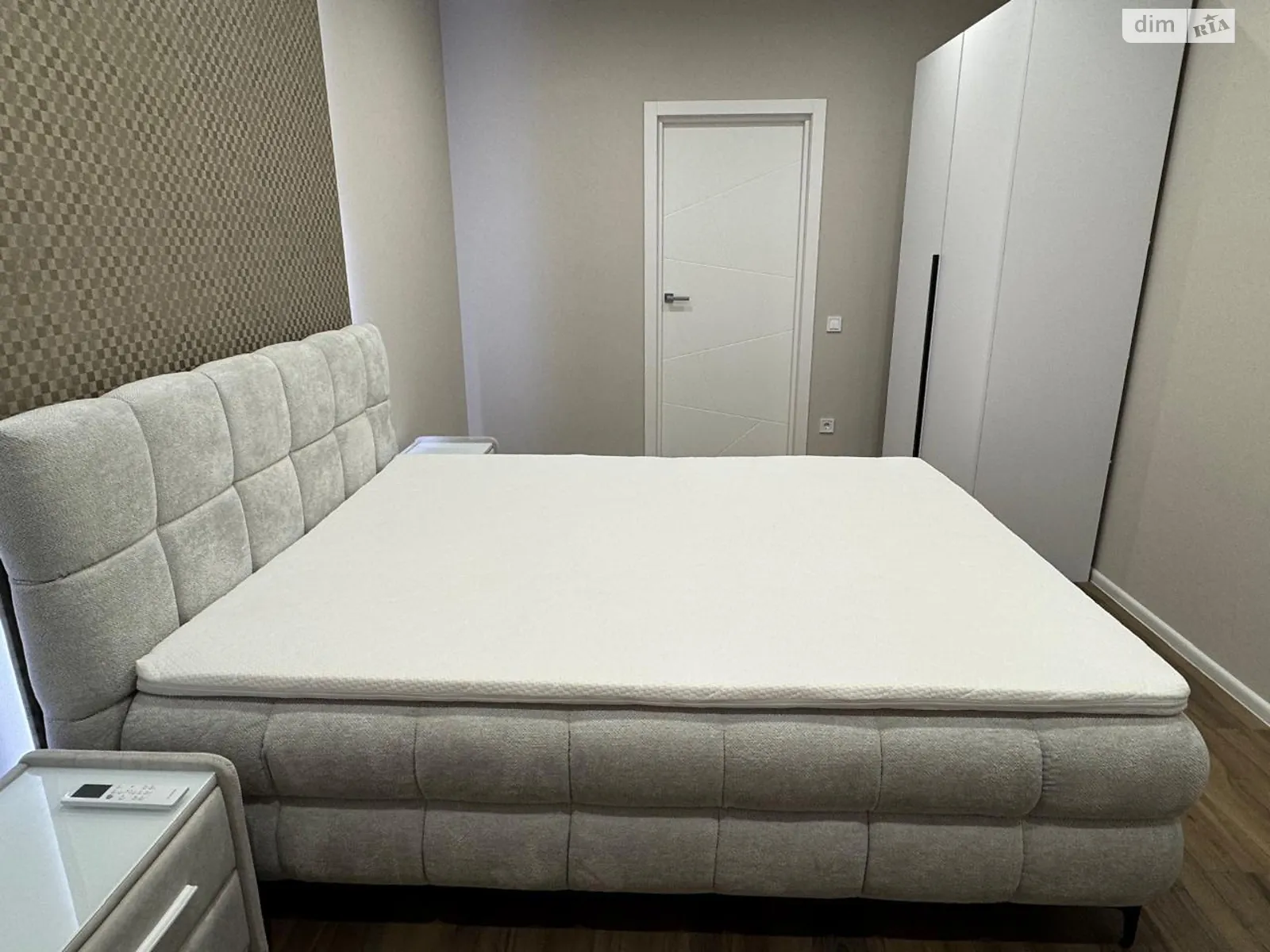 наб. Днепровская, 17К Дарницкий Киев ЖК Берег Днепра Осокорки - фото 1