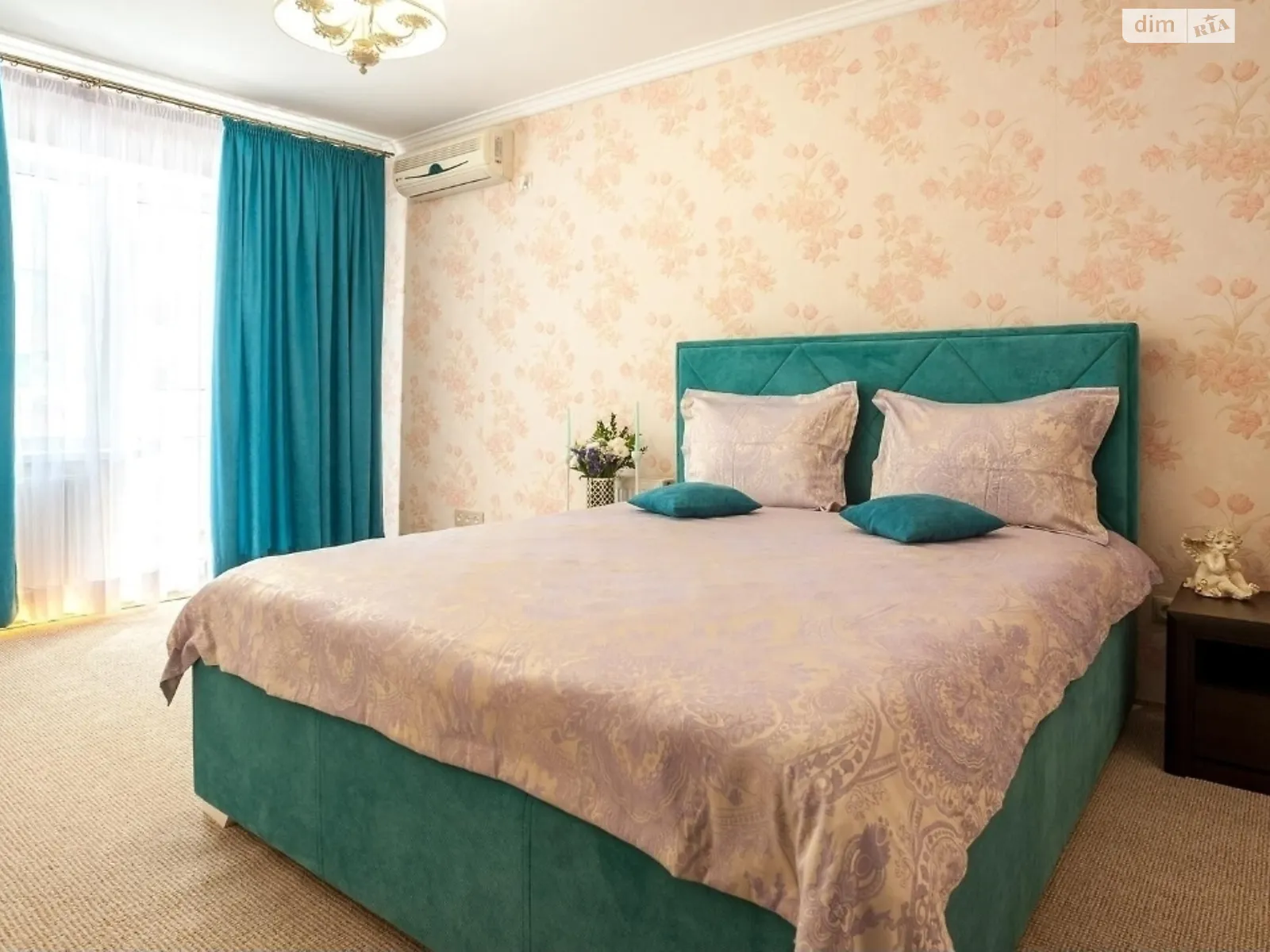 Здається в оренду 2-кімнатна квартира 70 кв. м у Одесі, вул. Пішонівська, 20/1 - фото 1