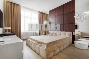 Долгосрочная аренда квартиры, Киев, р‑н. Черная Гора, ст.м. Зверинецкая(Дружбы народов), Андрея Верхогляда (Драгомирова) улица, дом 15