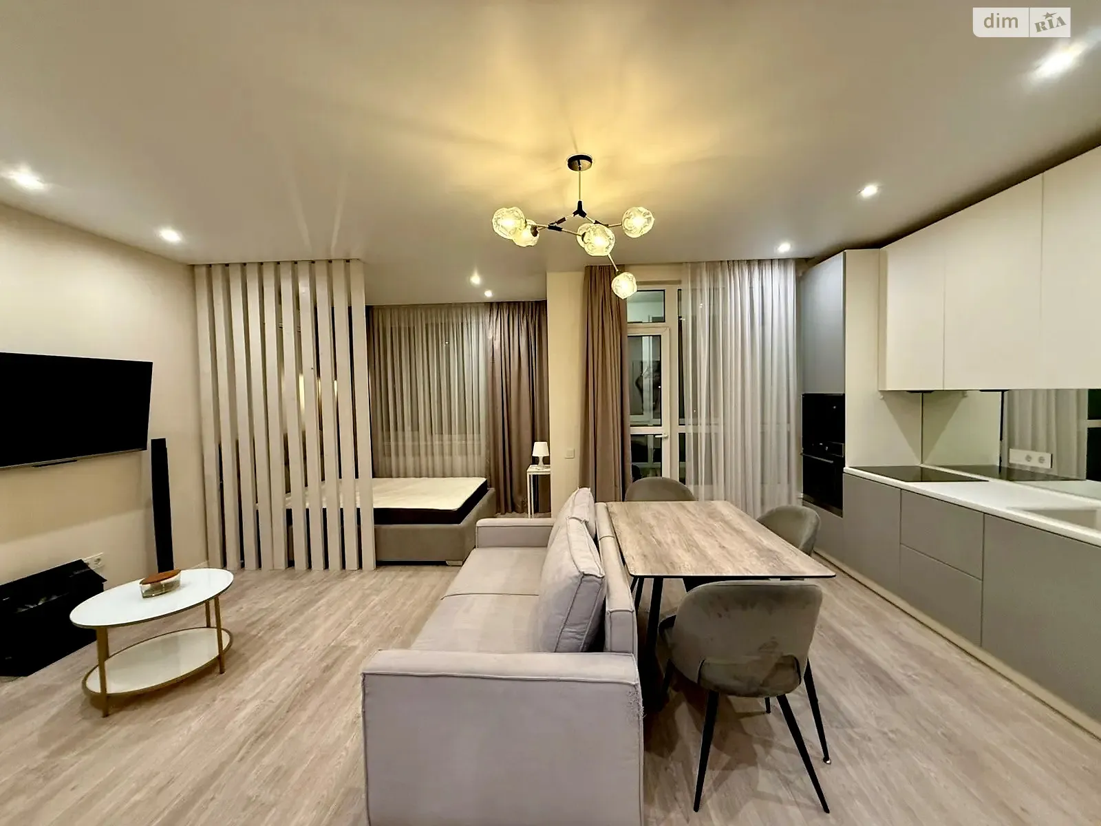 Сдается в аренду 1-комнатная квартира 40 кв. м в Киеве, ул. Семьи Кристеров, 20 - фото 1