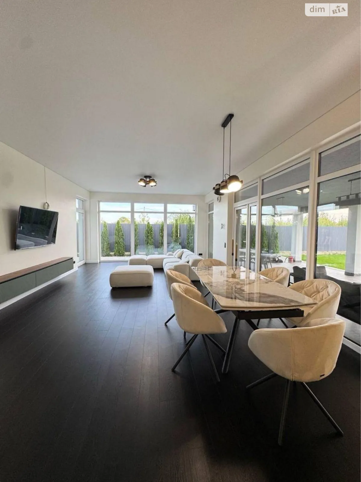 Продається одноповерховий будинок 145 кв. м с басейном, цена: 255000 $ - фото 1