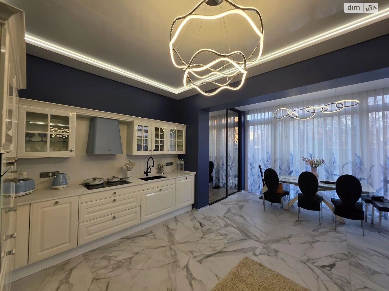 ул. Александра Попадинца, 5 Свепомоц Ужгород, цена: 320000 $ - фото 1