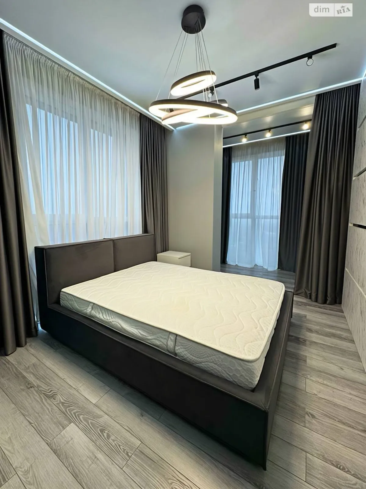 Продається 3-кімнатна квартира 62.5 кв. м у Дніпрі, бул. Зоряний, 1М - фото 1