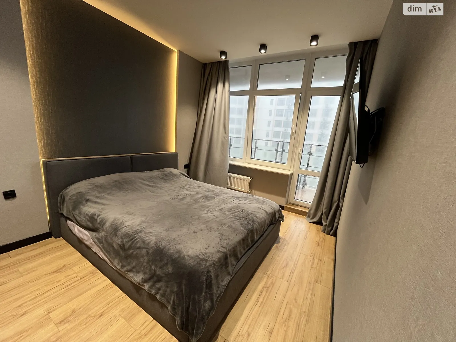 Здається в оренду 1-кімнатна квартира 44 кв. м у Одесі, вул. Валерія Самофалова, 16А/5 - фото 1