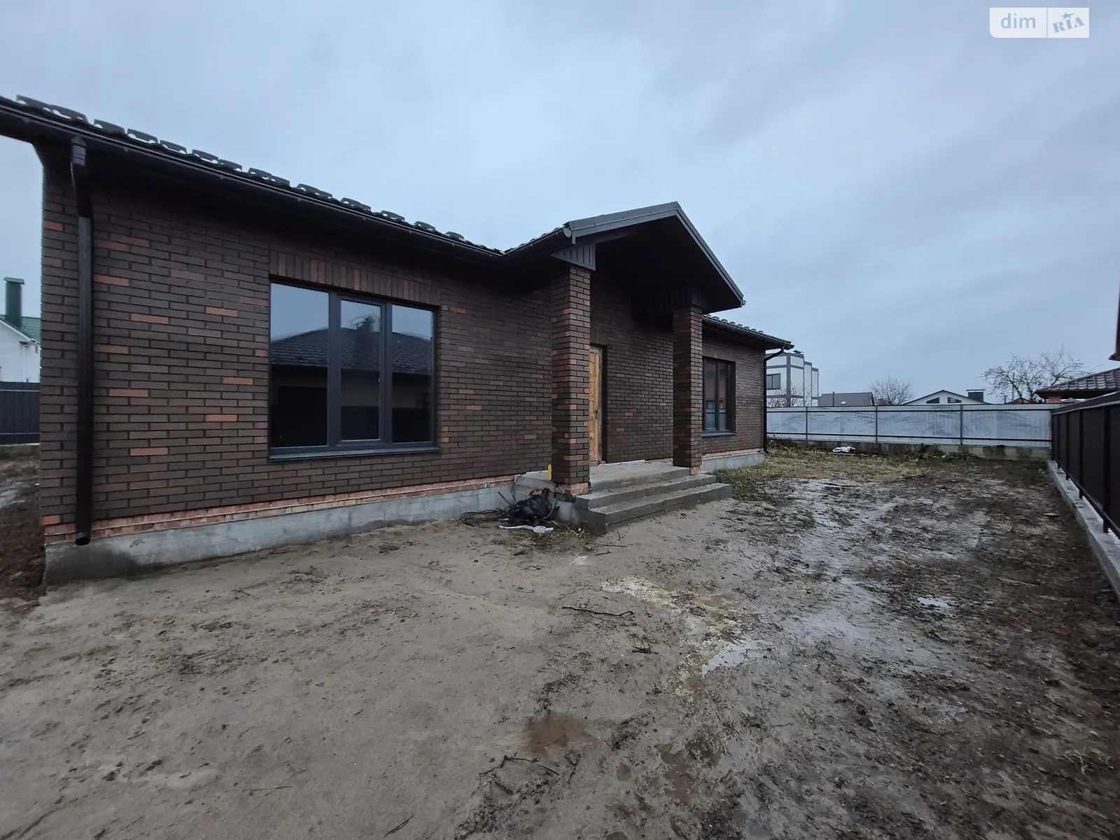 Продается одноэтажный дом 106 кв. м с садом, цена: 94000 $ - фото 1