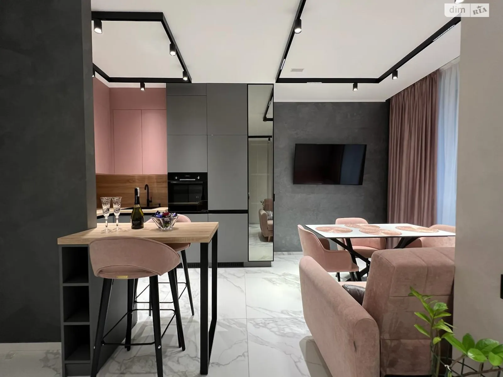 ул. Савура Клима, 17 Ровно, цена: 159000 $ - фото 1