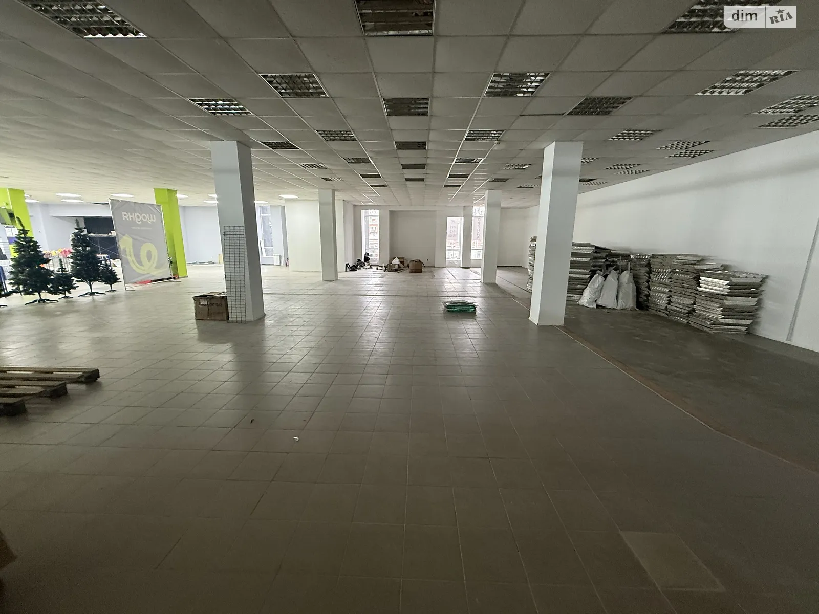 Сдается в аренду помещения свободного назначения 600 кв. м в 2-этажном здании, цена: 174000 грн - фото 1