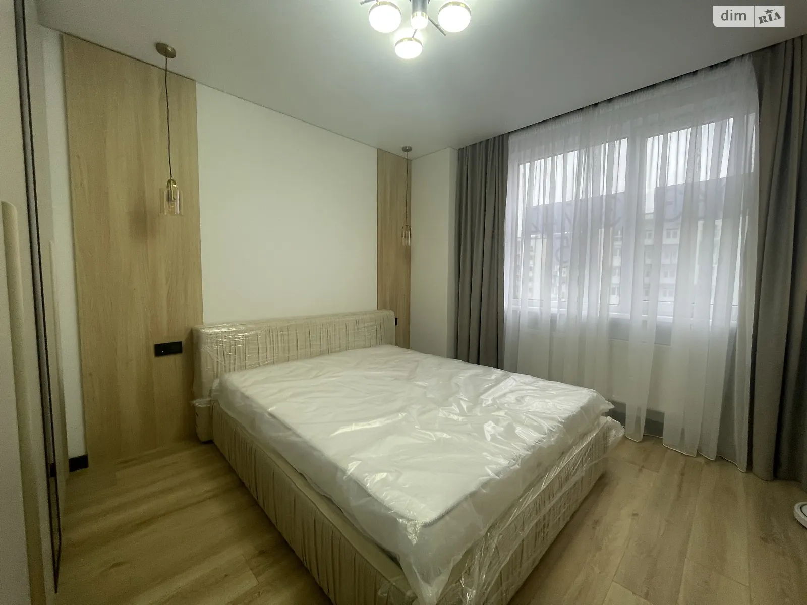 Продается 1-комнатная квартира 37 кв. м в Ивано-Франковске, цена: 78500 $ - фото 1
