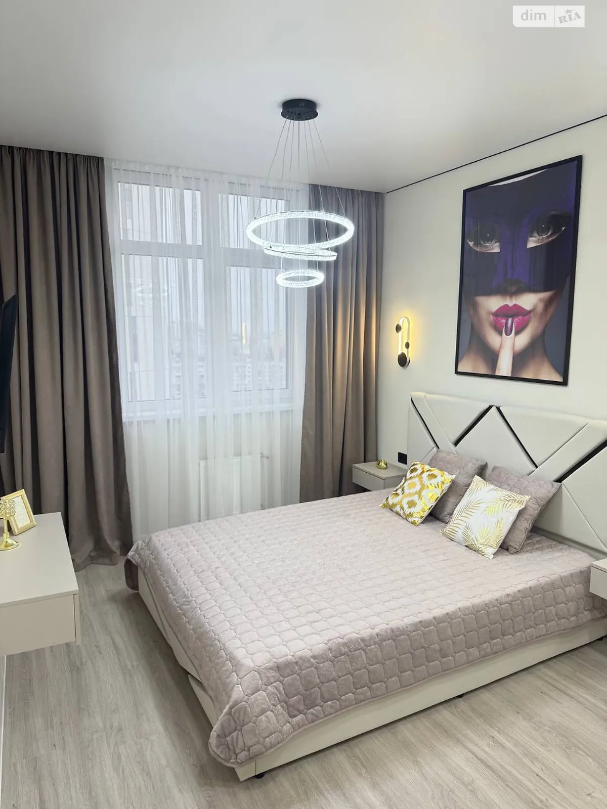 Продается 1-комнатная квартира 41 кв. м в Одессе, ул. Краснова, 1Є  - фото 1