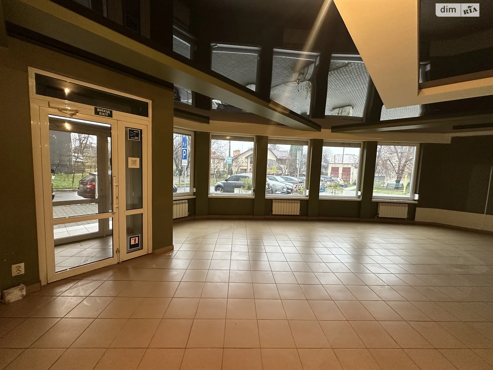 Сдается в аренду помещения свободного назначения 50 кв. м в 16-этажном здании, цена: 30000 грн - фото 1
