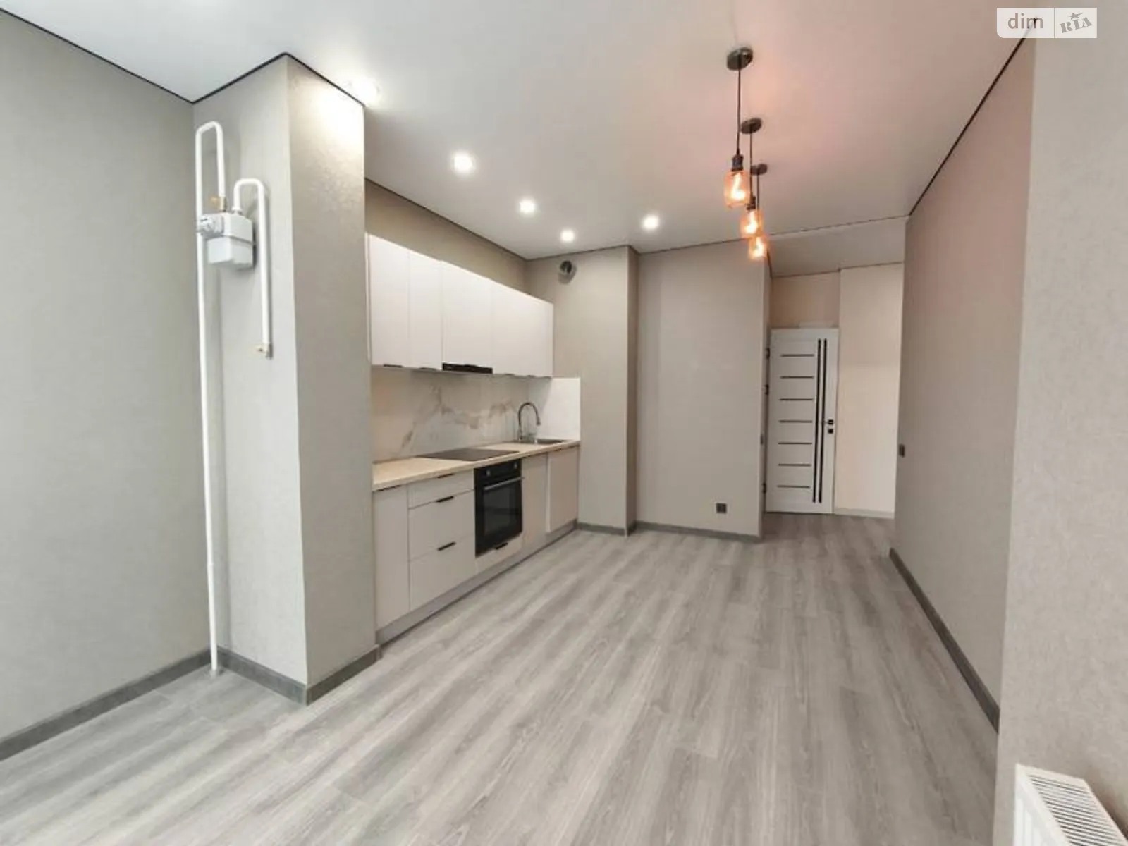 Продається 1-кімнатна квартира 41 кв. м у Лиманці, вул. Будівельна, 50В - фото 1