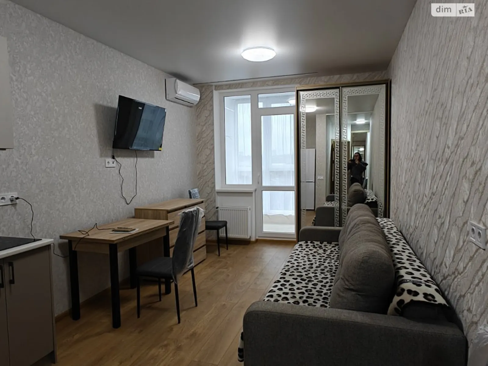 Здається в оренду 1-кімнатна квартира 27 кв. м у Одесі, вул. Пішонівська, 22 - фото 1