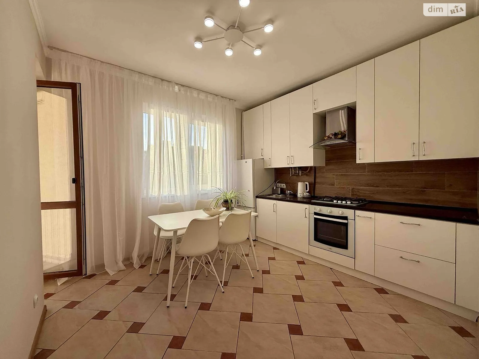 Сдается в аренду 3-комнатная квартира 76 кв. м в, цена: 20000 грн - фото 1