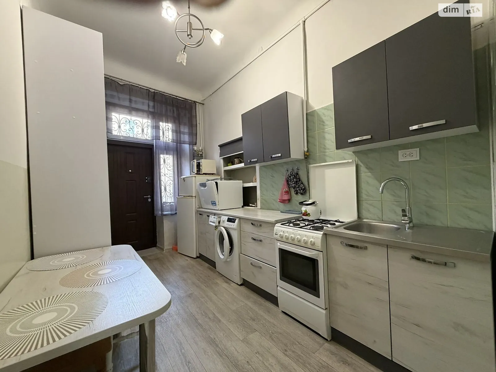 Сдается в аренду 1-комнатная квартира 35 кв. м в Львове, ул. Лычаковская - фото 1