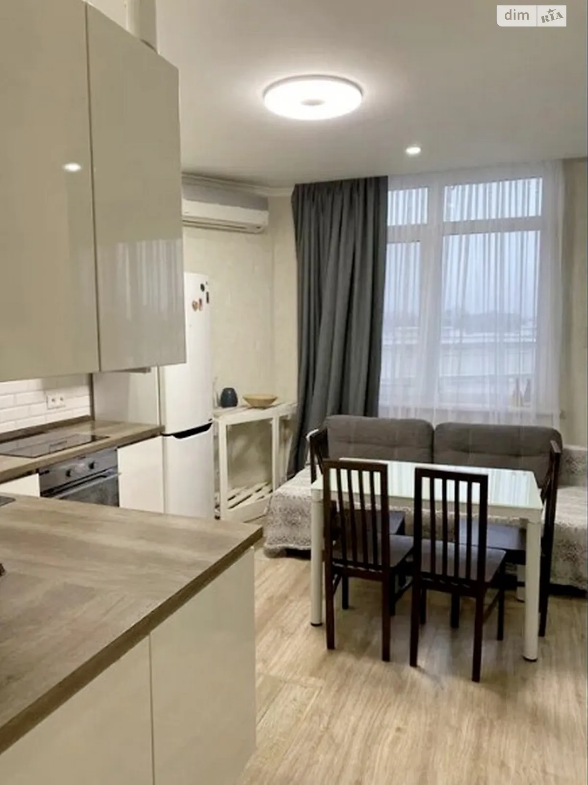 Здається в оренду 2-кімнатна квартира 50 кв. м у Одесі, Фонтанська дор. - фото 1