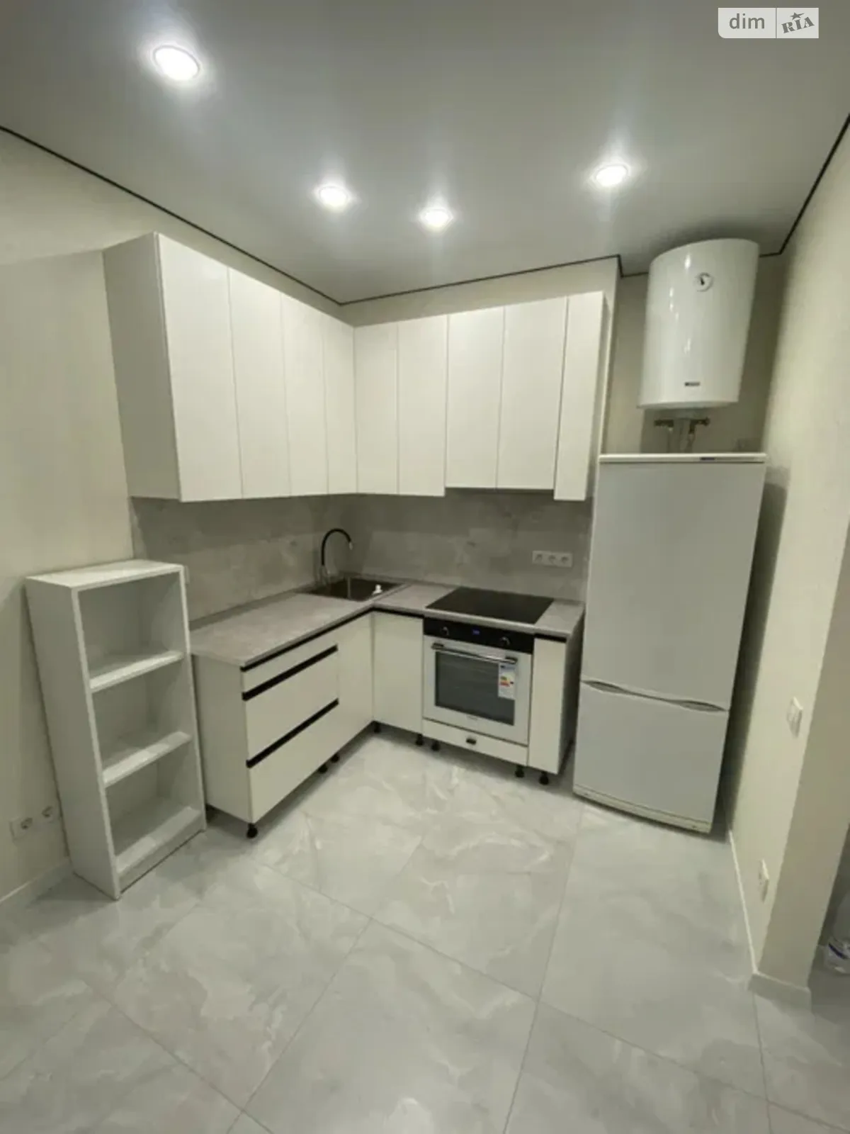 Сдается в аренду 1-комнатная квартира 40 кв. м в Виннице, ул. Академика Янгеля, 54 - фото 1