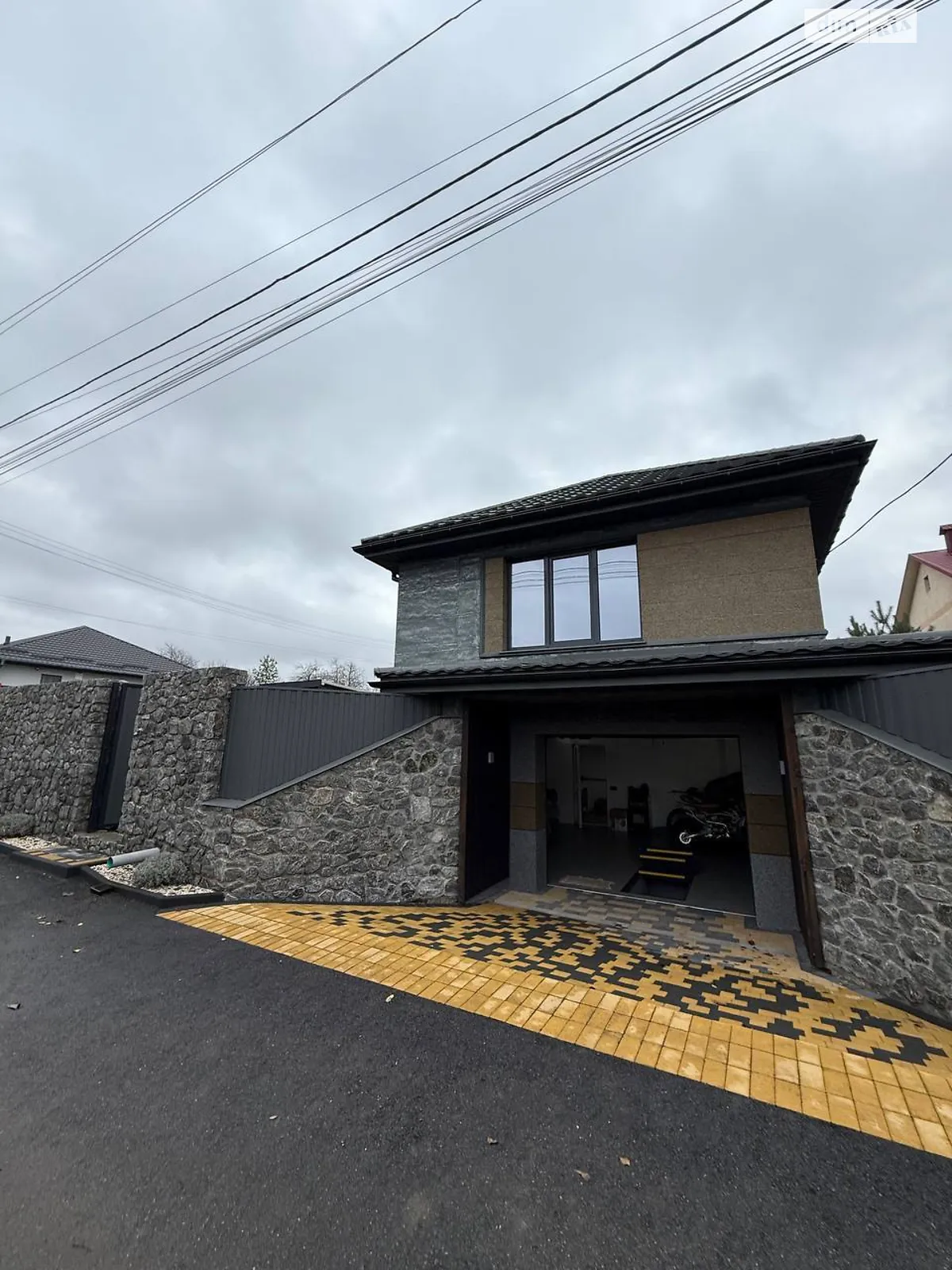 Продается одноэтажный дом 155 кв. м с террасой, цена: 110000 $ - фото 1