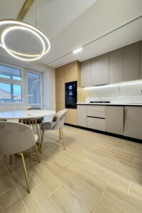 Продажа квартиры, Тернополь, р‑н. Молодежный, Генерала Мирона Тарнавского переулок, дом 4