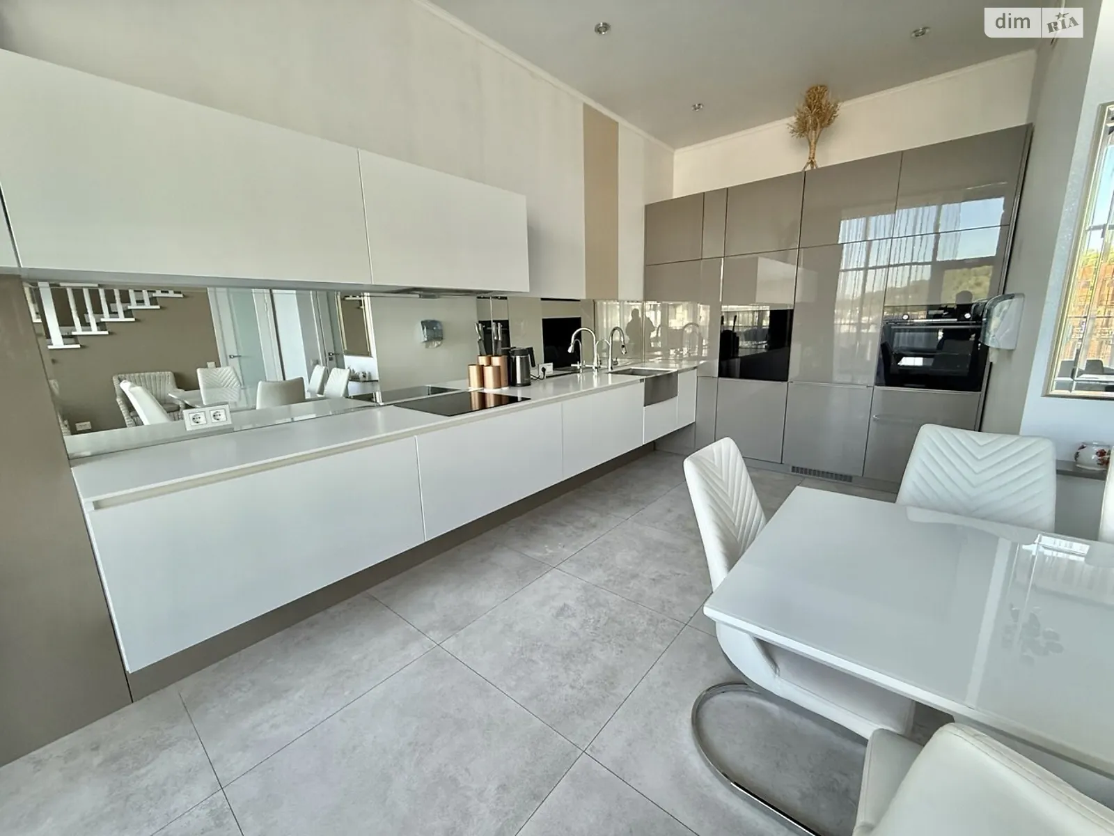 Продается 2-комнатная квартира 91.2 кв. м в Львове, просп. Черновола Вячеслава, 16Б - фото 1