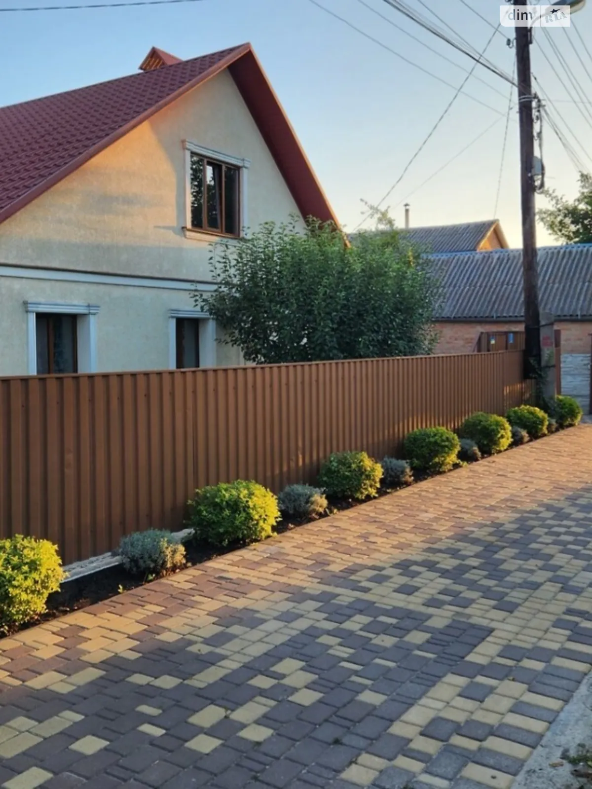 Продается одноэтажный дом 70 кв. м с мансардой, цена: 140000 $ - фото 1