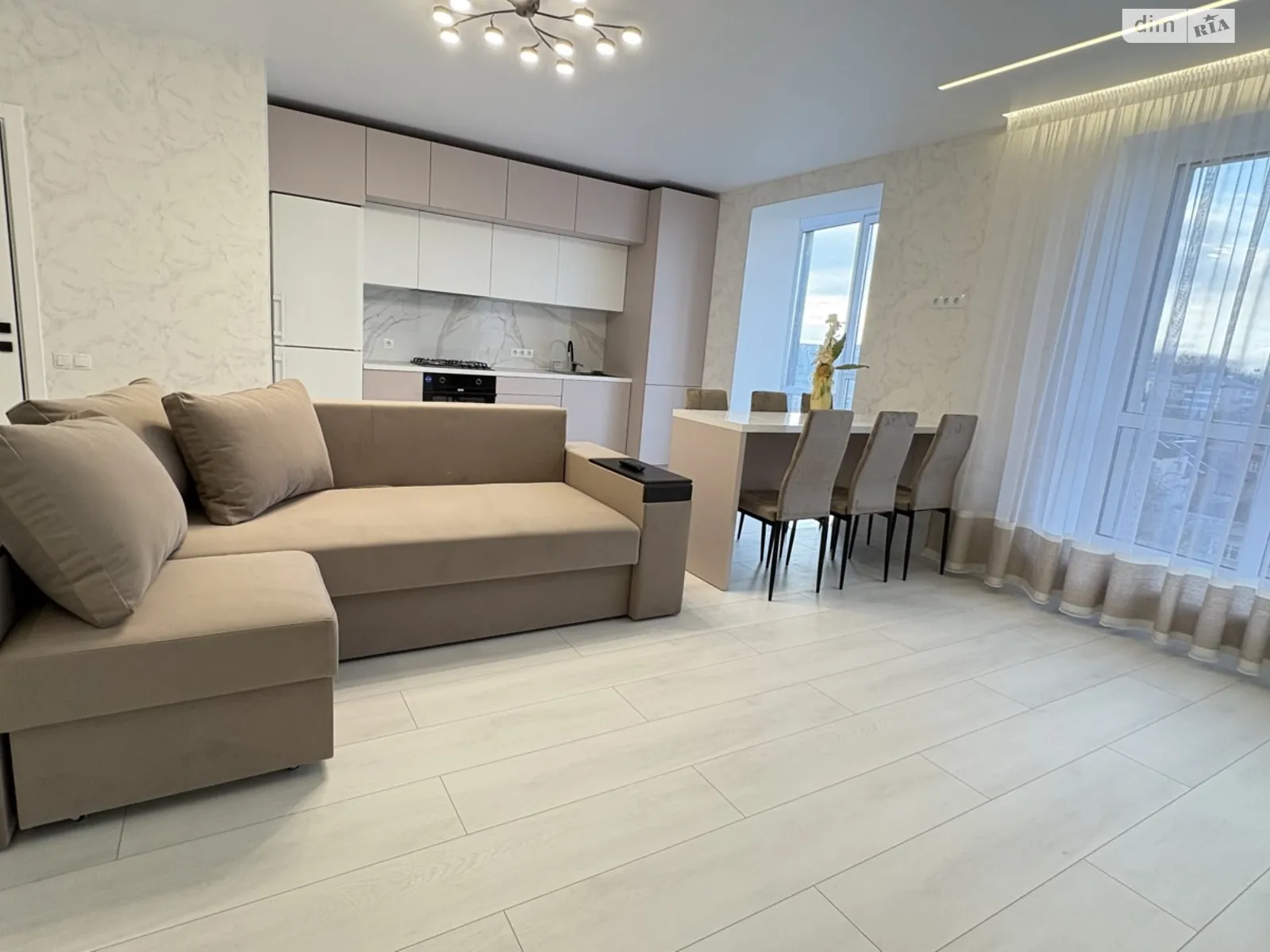 Сдается в аренду 3-комнатная квартира 85 кв. м в Хмельницком, ул. Подольская, 8 - фото 1