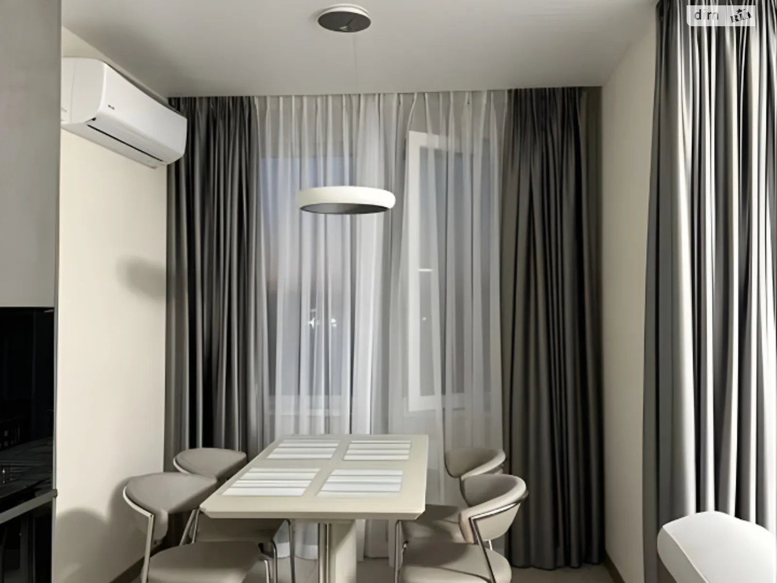 Продається 3-кімнатна квартира 90 кв. м у Лиманці, вул. Спортивна, 3/2 - фото 1