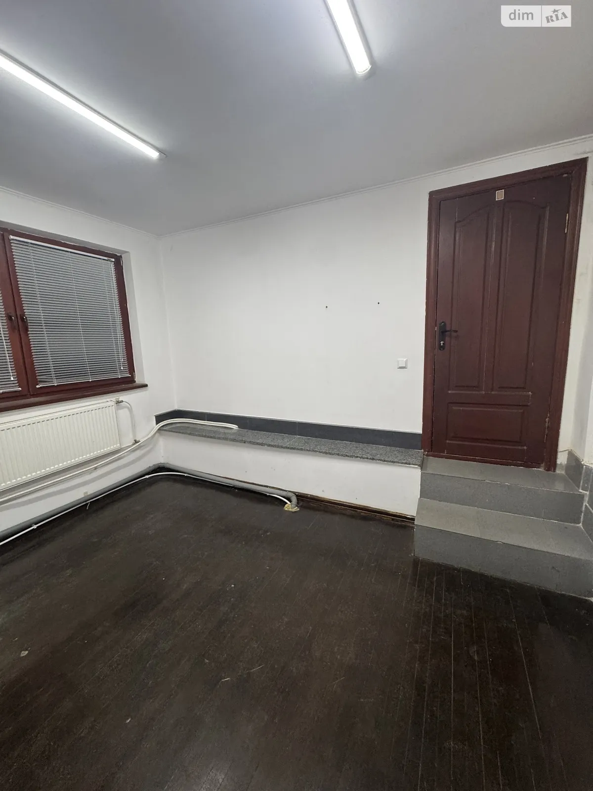 Сдается в аренду помещения свободного назначения 24 кв. м в 2-этажном здании, цена: 7500 грн - фото 1