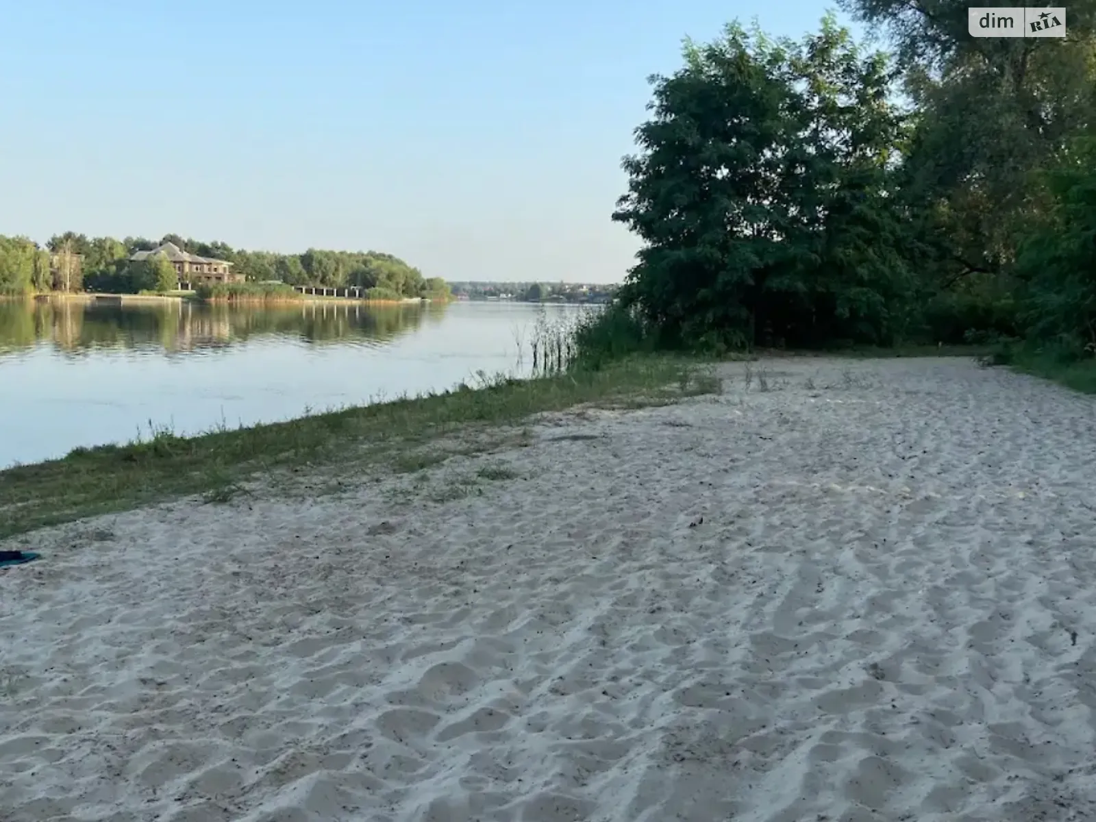 Продается дом на 3 этажа 350 кв. м с мансардой, цена: 120000 $ - фото 1